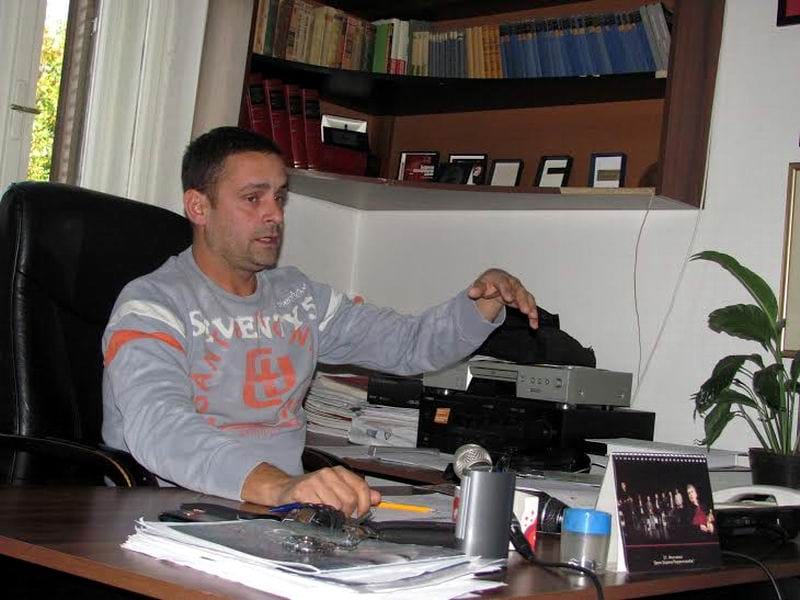 upravnik narodnog pozorista leskovac