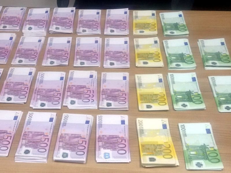 zaplenjene devize na Presevu