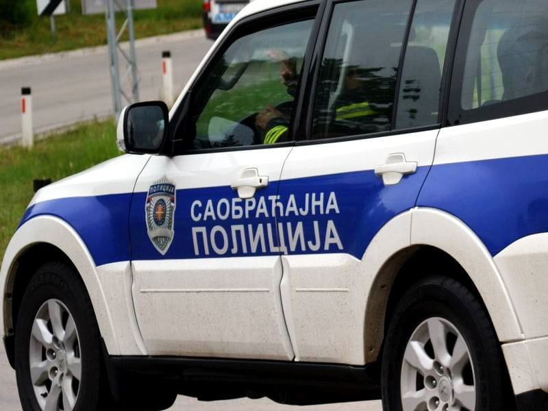 U 3 automobila prevozili 15 Pakistanaca 10 Saobracajna policija KOSTA