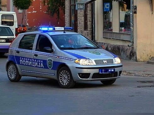 490x370 Policija saobracajna Ilustracija KOSTA