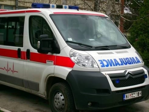 490x370 Hitna pomoc zdravstvo