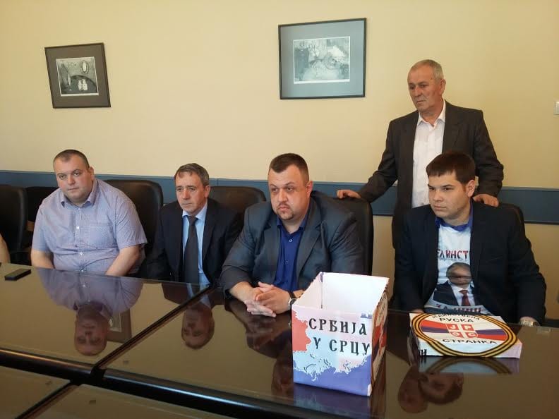 397caeef ce25 4541 857b ee8ede4dca8c