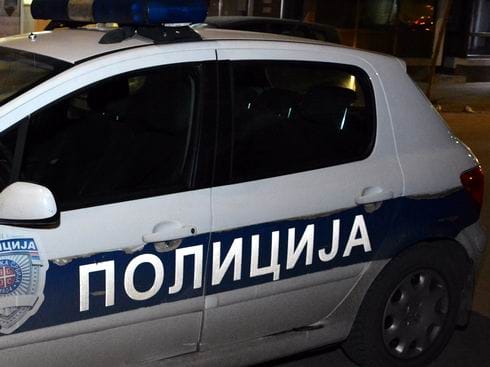 Prokupčanin lomio flaše i napao ukućane 6 pOLICIJA ILUSTRACIJA kosta
