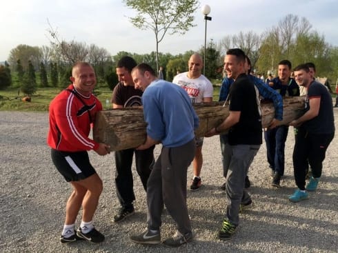 Meštani Brzog broda protestom traže asfalt, vrtić, rasvetu... 8 Radna akcija