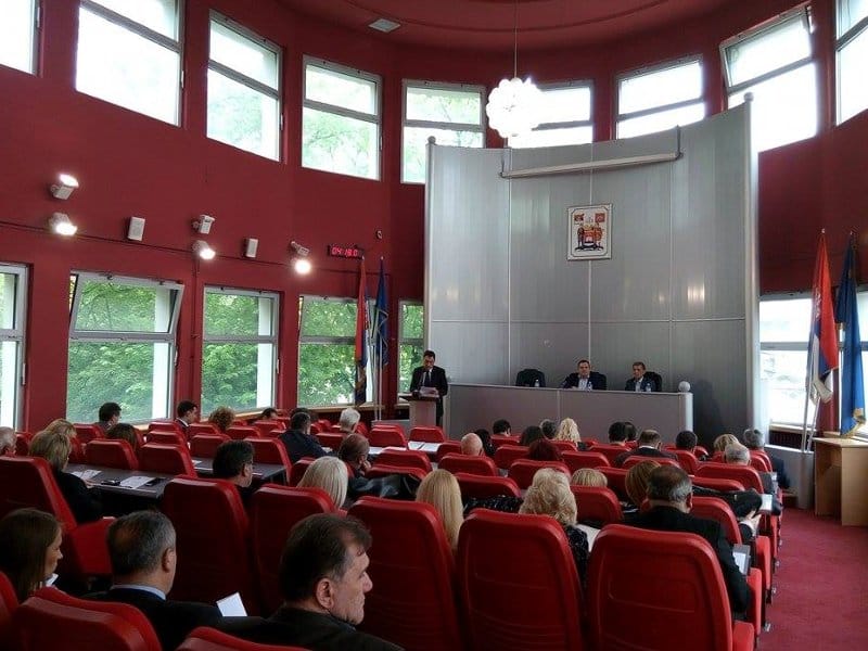 Sednica Skupštine o izveštaju DRI počela, prenosa nema 8 skupstina