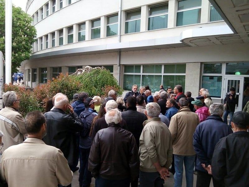 Stanari traže da Maksimović bude suspendovan 18 stanari