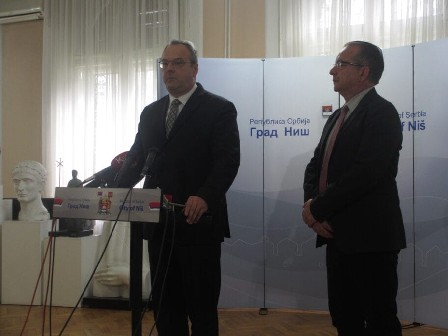 "Nijedno od 2.000 radnih mesta u EI ne sme biti ugašeno" 11 Sertic Perisic