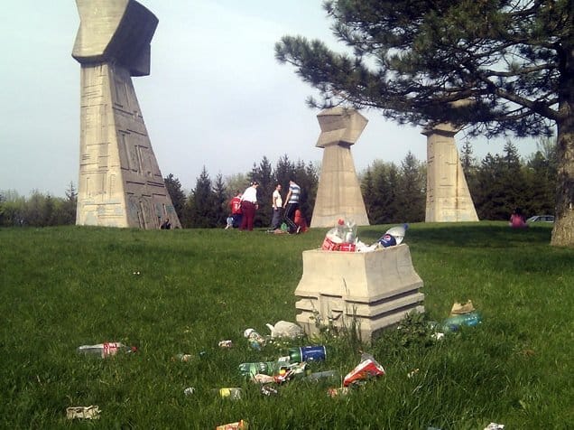 “Mediana”: Vodite računa o prirodi za 1. maj 6 smece arhiva JV