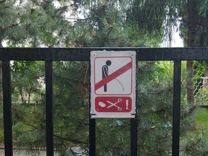 zabrana uriniranje foto budes