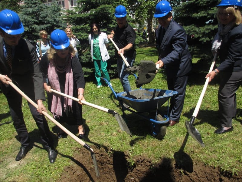 kamen temeljac nurdor fotoJV