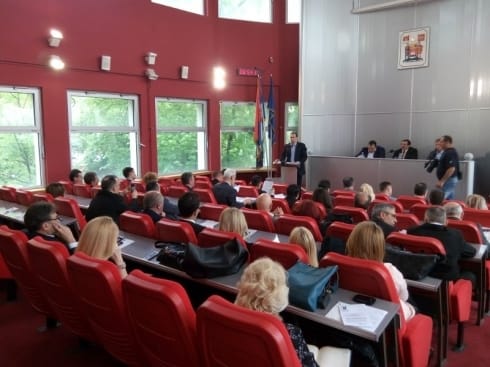 900x0 490x370 skupstina grada dri