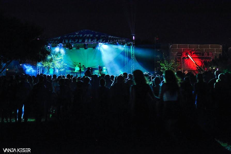 30ba6f4d 78a3 48fd 82b4 18283e583deb