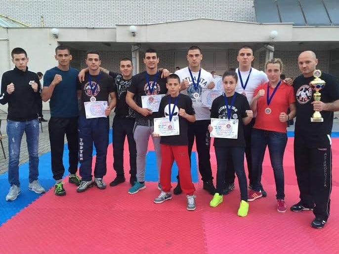 Kik-bokseri Niša najbolji na Prvenstvu Srbije 8 KBK Nis