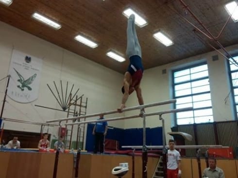 490x370 490x370 gimnastika