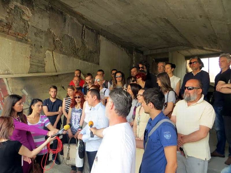 konferencija na zgaristu