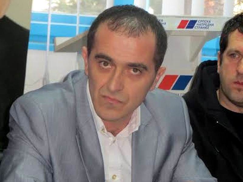 slavisa bulatovic sns podneo ostavku u okrugu