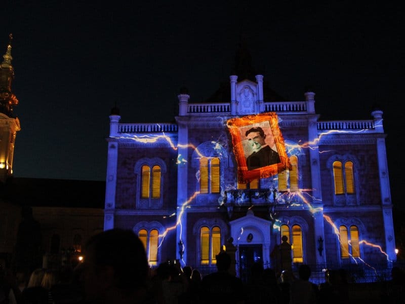 Teslin vremeplov u Novom Sadu