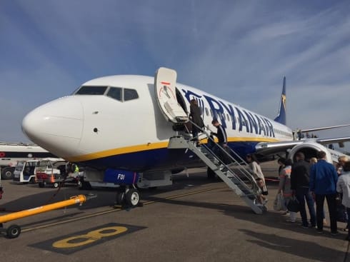 Za 10 evra samo danas avionom iz Niša do Evrope 16 490x370 ryanair FB