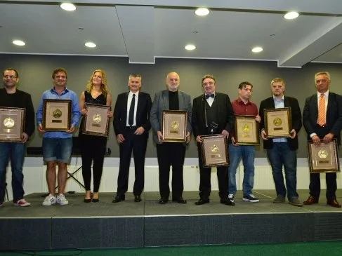 Vitezovi foto cajetina org rs