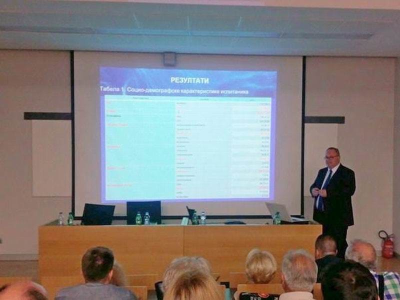 Cvetanovic brani doktorat foto Grad Leskovac