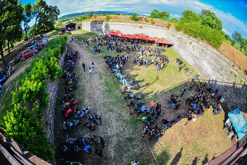 DEFILE MOTORI VANJA KESER JV6