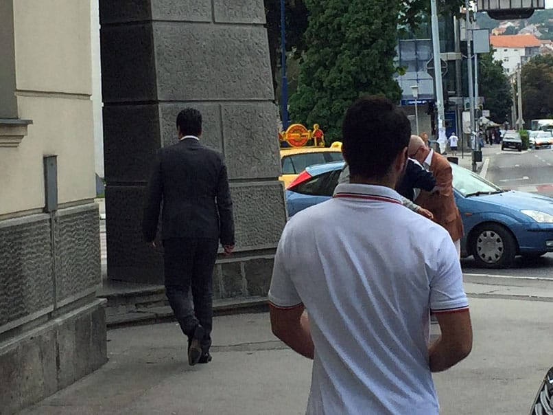 Darko Bulatovic ulazi u sud JV