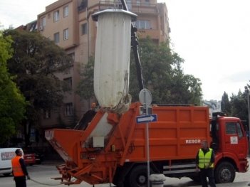 Praznjenje kontejnera