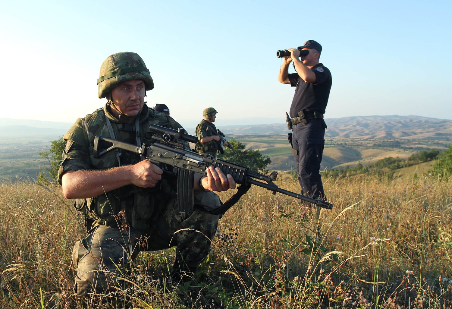 Uhvaćeni krijumčari migranata kod Niša i Leskovca 2 patrola presevo 14