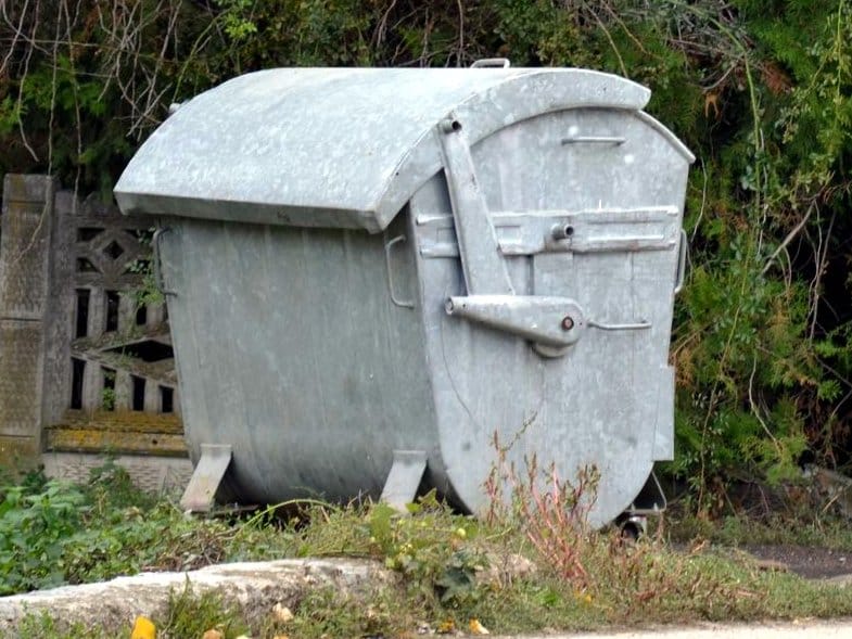 Ručne bombe u kontejneru u Nišu 11 kontejner 1 foto Aleksandar Kostic