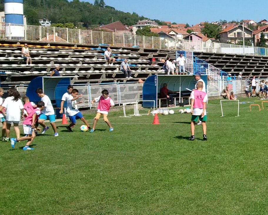Toplički mališani uspešni u UEFA školi fudbala 9 Skola fudbala JV
