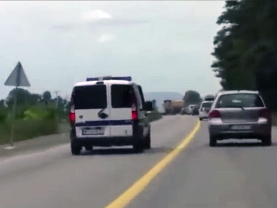 Preticanje preko pune linije