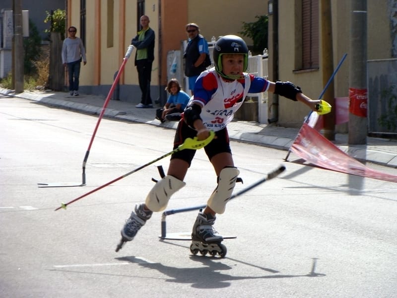 Međunarodna trka rolerima na Besnoj kobili 8 13 Roleri Zaj13