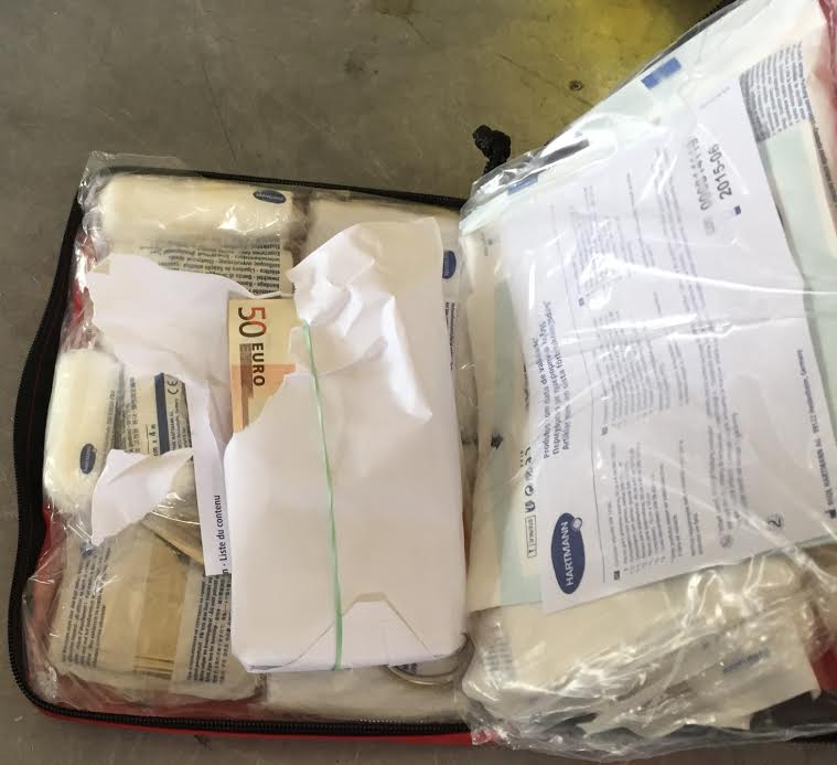 Prva pomoc novac Carina