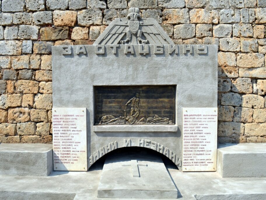 Obnovljen spomenik stradalima u Topličkom ustanku 17 Elena VP 1