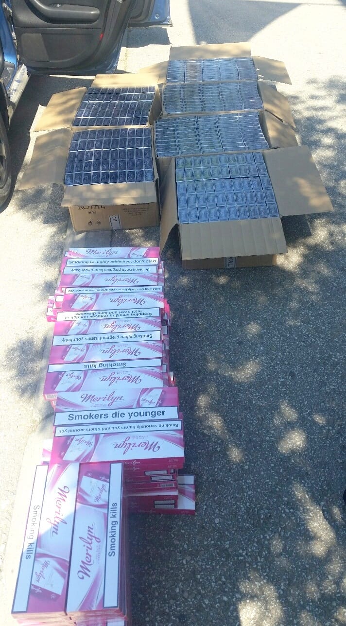 650 boksova svercovanih cigareta foto uprava carina