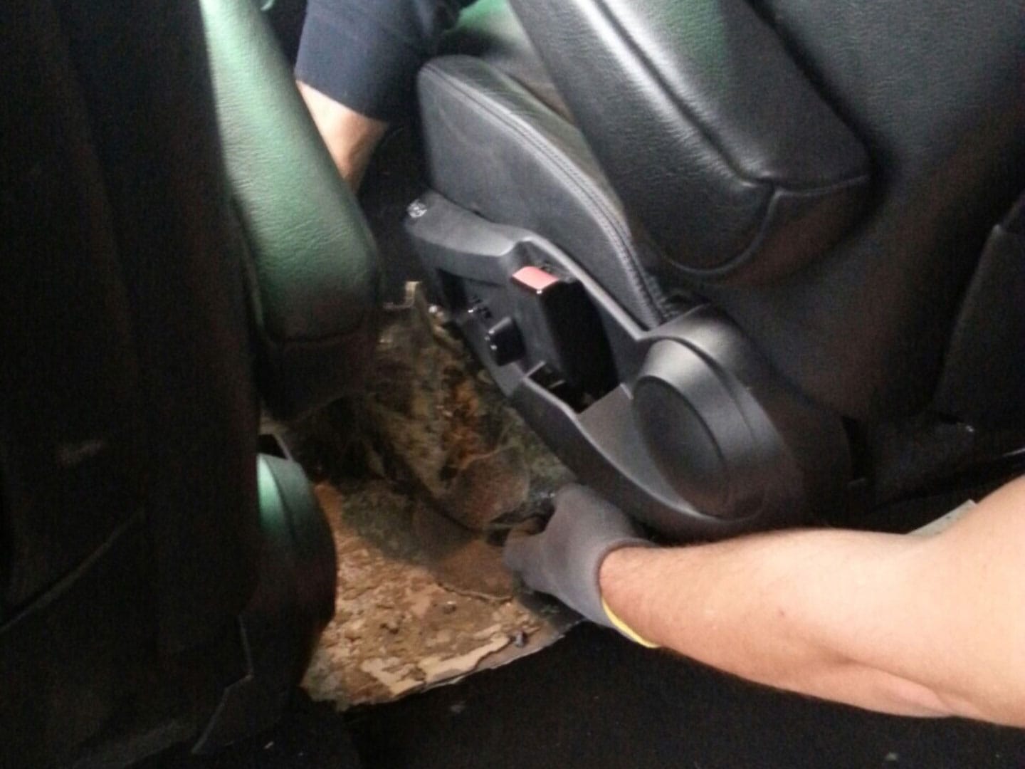 Rupa u podu Uprava carine