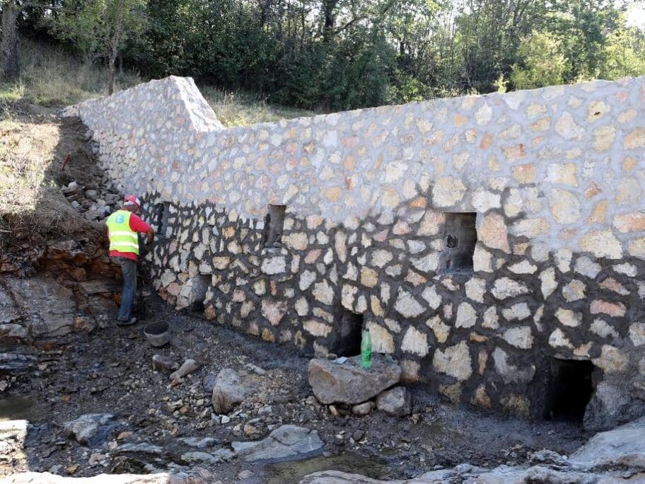 Pusta reka foto Evropski progres