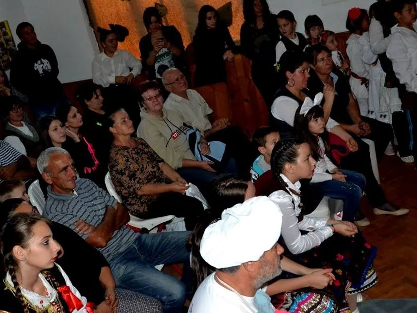 Oktobarsko popodne Grupa Kobra