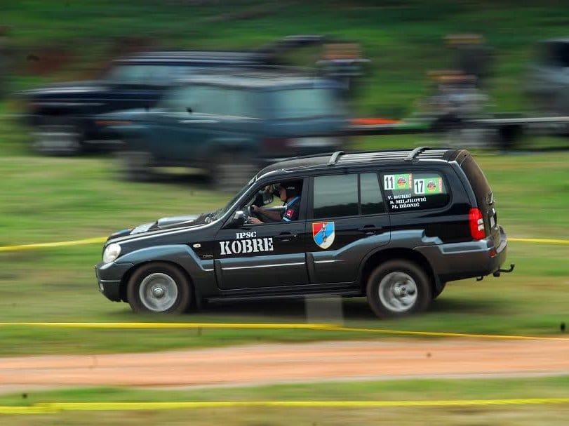 uting reli Safari klub