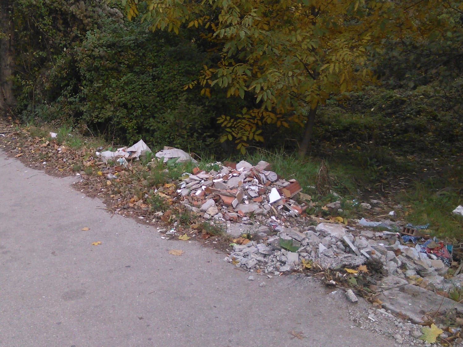 ut i otpad na stazi JV