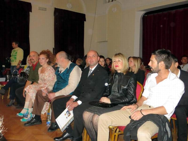 publika borini pozorisni dani foto i m