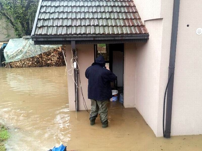 voda u domovima Leskovcana foto d m