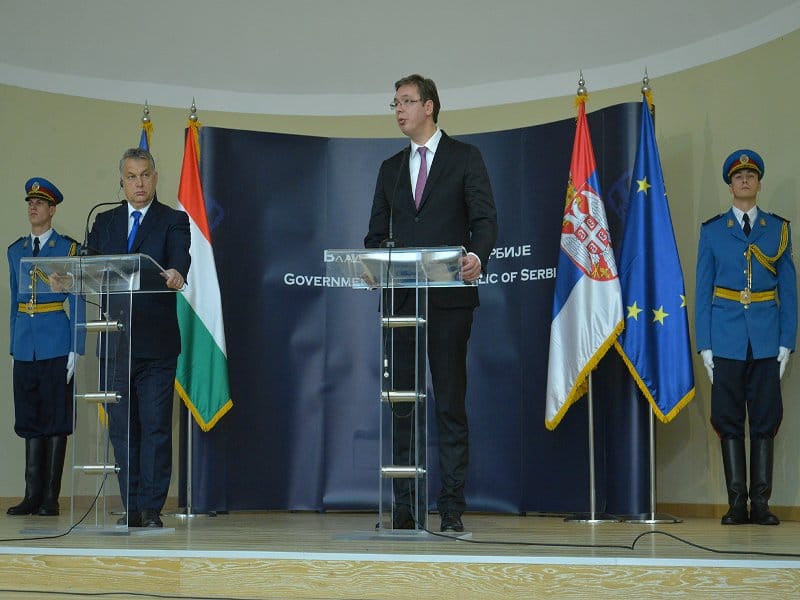 vucic orban fotokeser