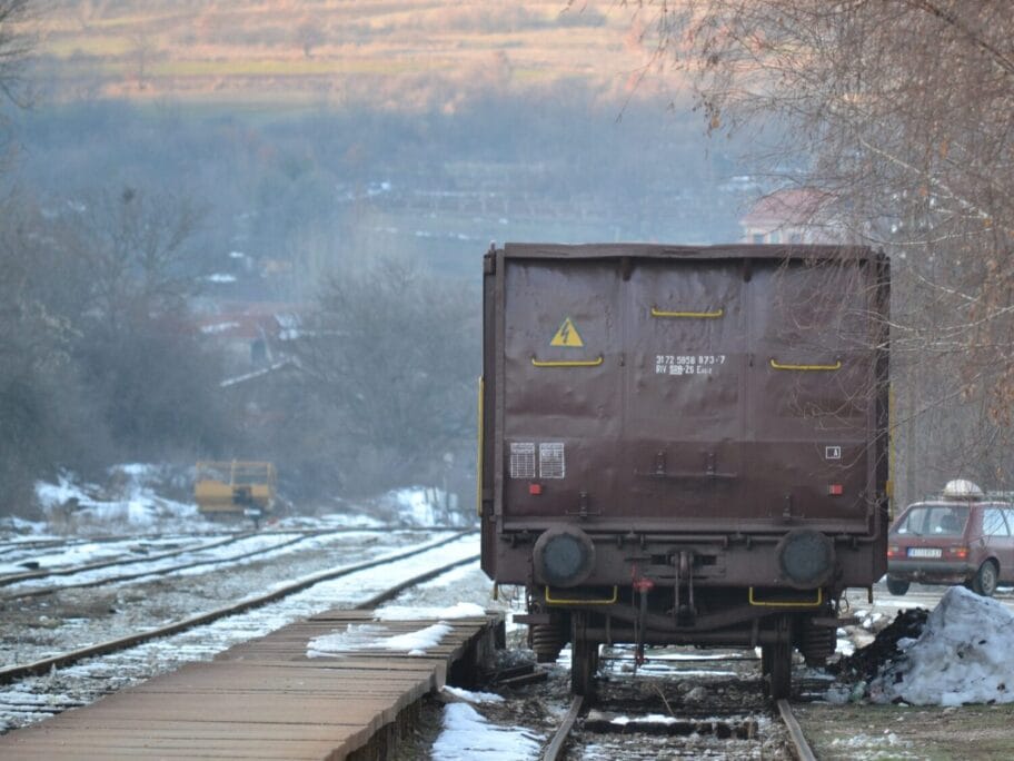 voz udario devojku foto JV scaled