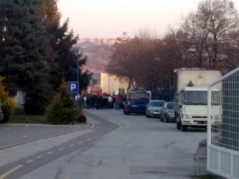 Požar u fabrici “Leoni” u Prokuplju 13 Pozar Leoni Prokuplje foto LJ M