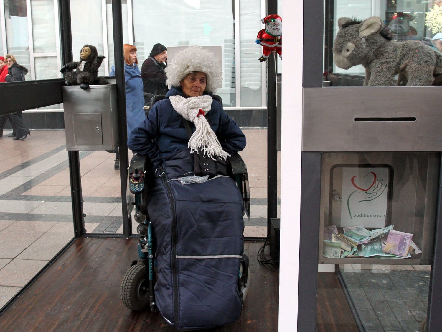 Niška humanitarka dobila „krov nad glavom“ 1 Marina dobila skloniste foto Opstina Medijana S Dj