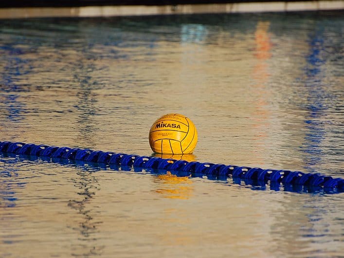 Vaterpolo lopta wikimedia org Sean Fornelli