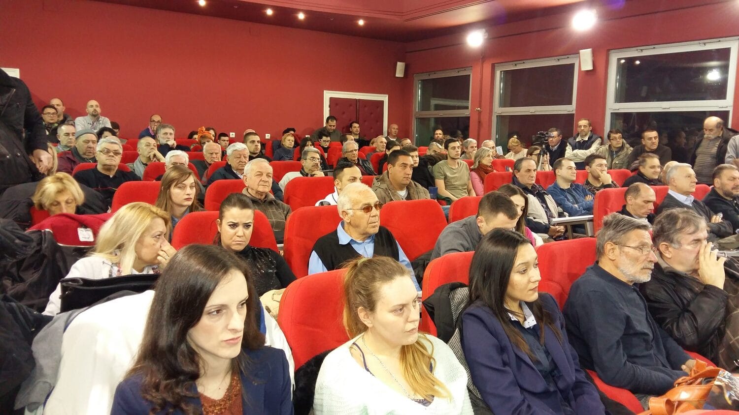 publika zastitnik fotoJV scaled