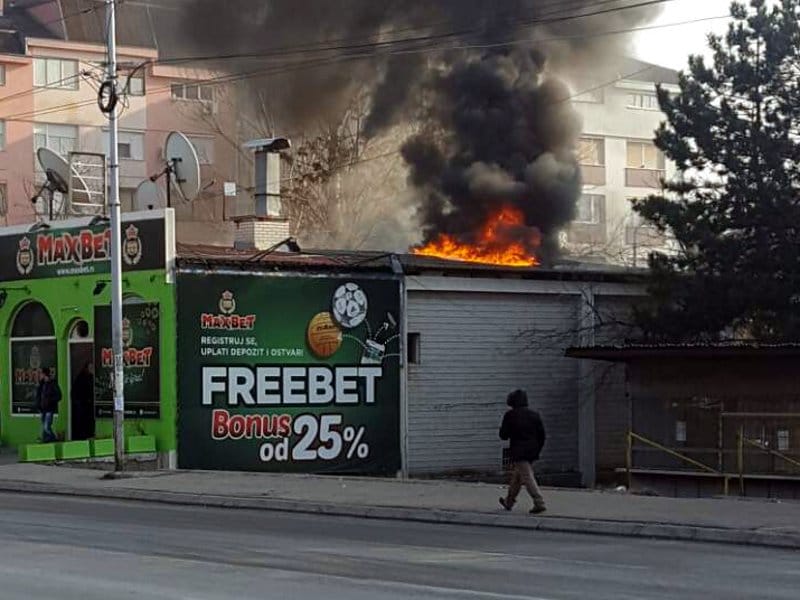 Gorela vulkanizerska radnja u Knjaževačkoj 7 pozar Dj P