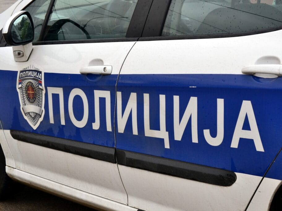 policijska kola foto aleksandar kostic scaled